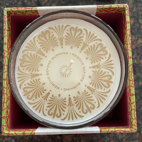 Ginger and orange blossom scented candle. - Picture 2 of 4